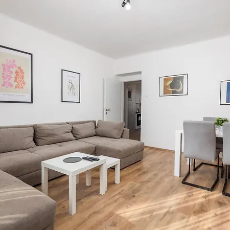 Apartman Colapis *